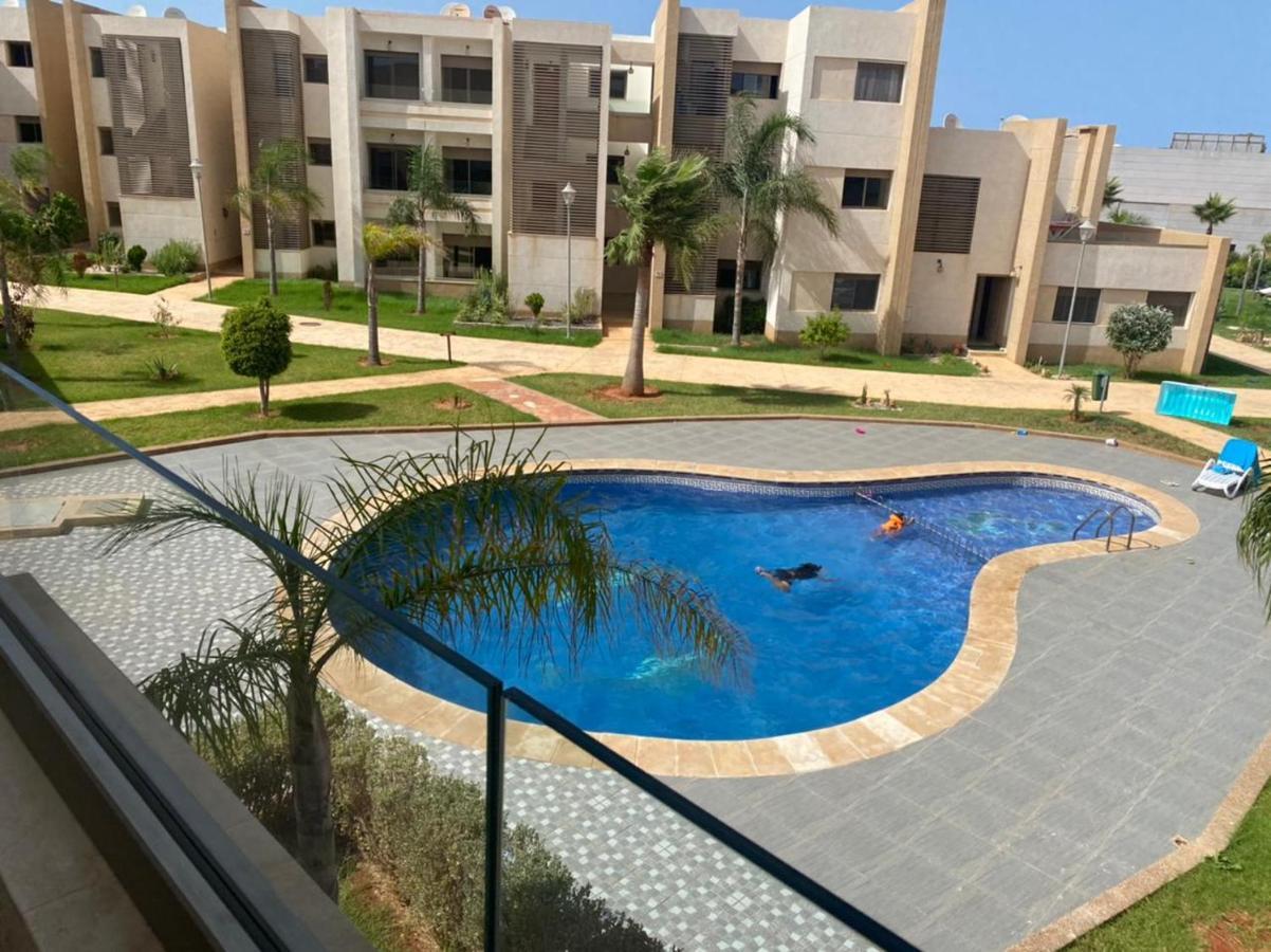 Appartement De Luxe Marina Saidia Avec Vue Sur Piscine Residence Tamaris Ngoại thất bức ảnh